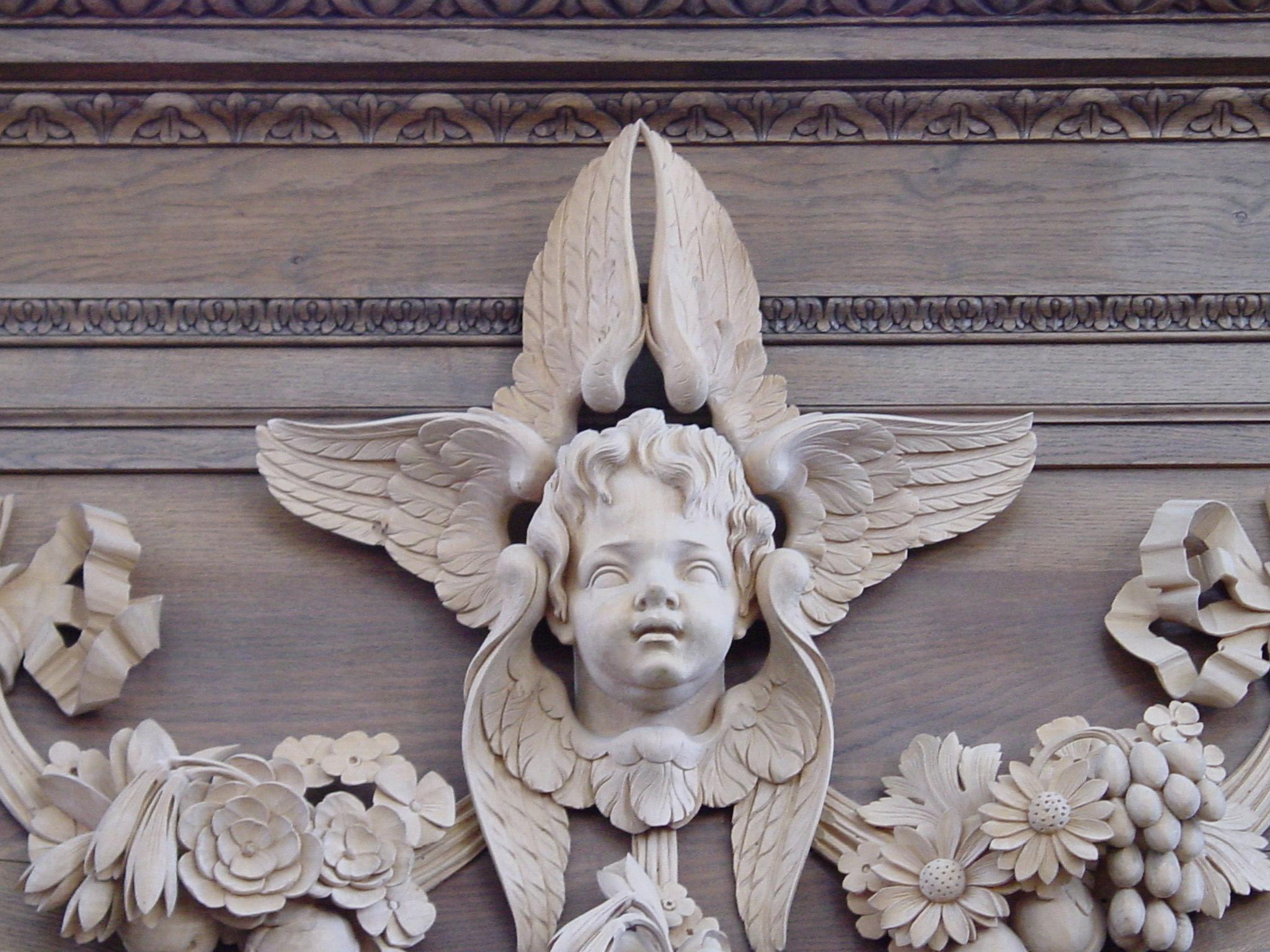 Christopher wren woodcarvings in the church of st. Mary, Fulton mo